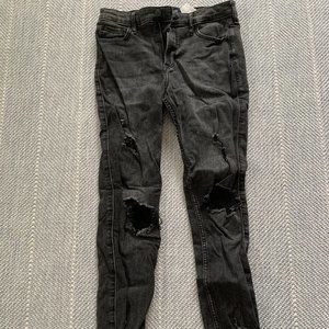 Hollister High-Rise Super Skinny Black Ripped Jeans